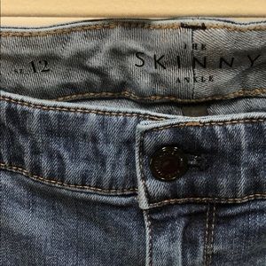 White House/Black Market skinny jeans